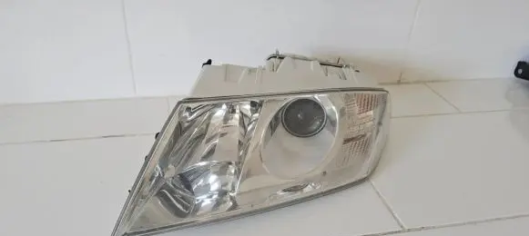 Skoda Octavia Mk2 (1Z) Headlight/headlamp 1Z1941015B 3578 00HR00DC