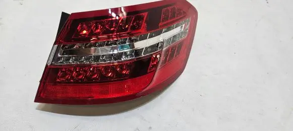 Mercedes-Benz E W212 Rear/tail lights A2128201264