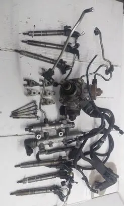Audi A4 S4 B8 8K Fuel injection system set 0445010677 059130755CB 059130277CD