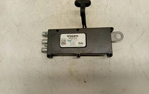 Volvo V50 Antenna control unit 28019207 30737918
