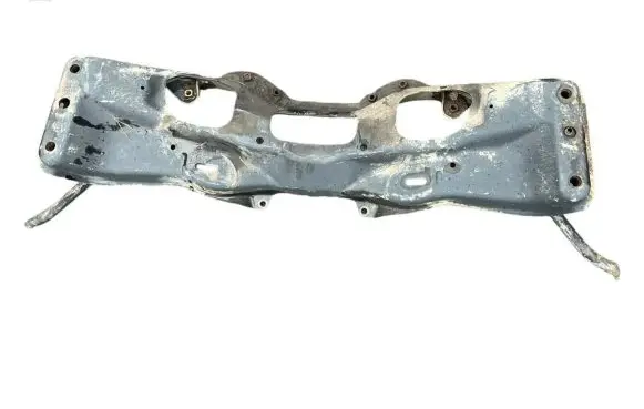 Subaru Impreza I Front subframe