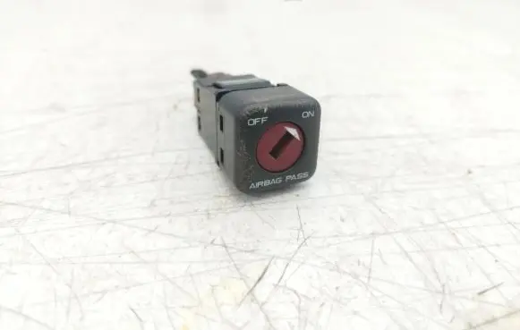Citroen C4 I Picasso Passenger airbag on/off switch 96413912XT 2315950718