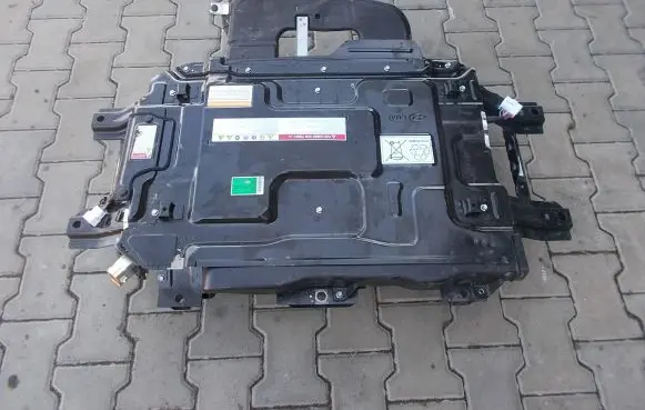 Hyundai Ioniq Hybrid / electric car battery 37504G2620