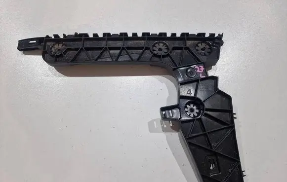 Audi A6 S6 C8 4K Rear bumper mounting bracket 4K9807454