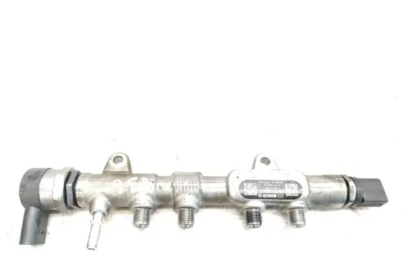 BMW 1 F20 F21 Fuel main line pipe 851162903 0445213026 0281002949