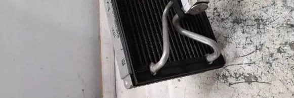 Air conditioning (A/C) radiator (interior)