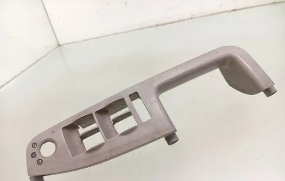 Audi A4 S4 B7 8E 8H Front door interior handle trim 8E1867171B