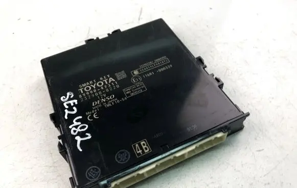 Toyota Prius+ (ZVW40) Other control units/modules 8999047311
