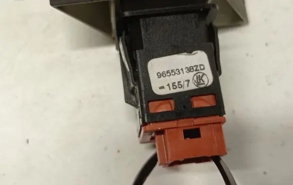 Citroen C4 I Picasso ESP (stability program) switch 96553138ZD