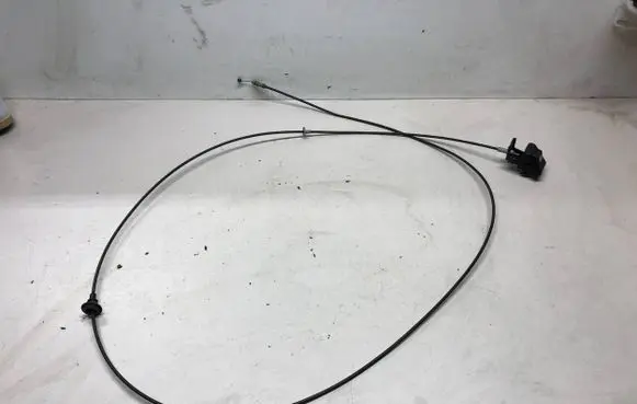 Engine bonnet/hood lock release cable