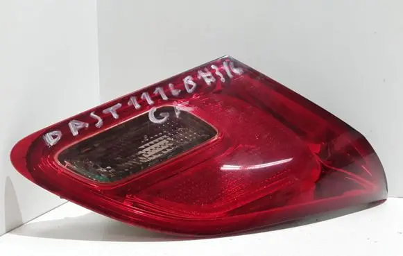 Opel Astra J Tailgate rear/tail lights 1090098 216401