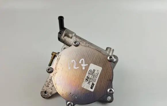 KIA Sorento Vacuum pump 288102F600