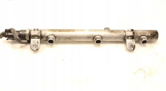 Fuel main line pipe