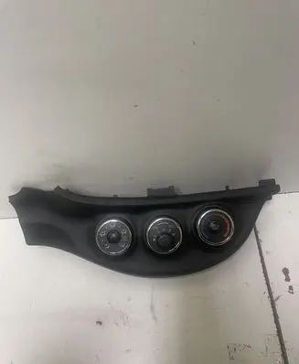 Toyota Yaris Climate control unit 5540660D490