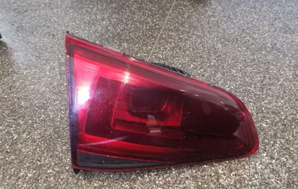 Volkswagen Golf VII Tailgate rear/tail lights 5G0945093AC