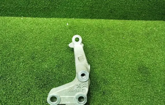 Peugeot 3008 II Other front suspension part 9816801980