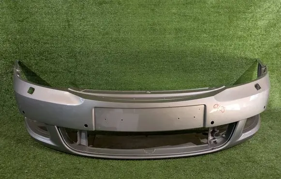 Skoda Octavia Mk2 (1Z) Front bumper 