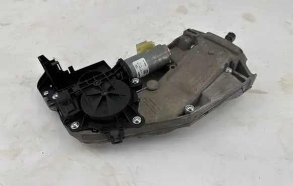 Mercedes-Benz EQC Tailgate/trunk/boot lift motor A0999064703