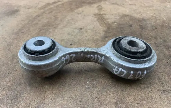 BMW 5 GT F07 Rear control arm 6775683 33326775683