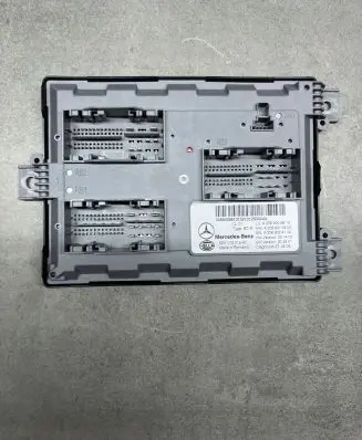 Mercedes-Benz C W206 SAM control unit A2305454032 A2069000415
