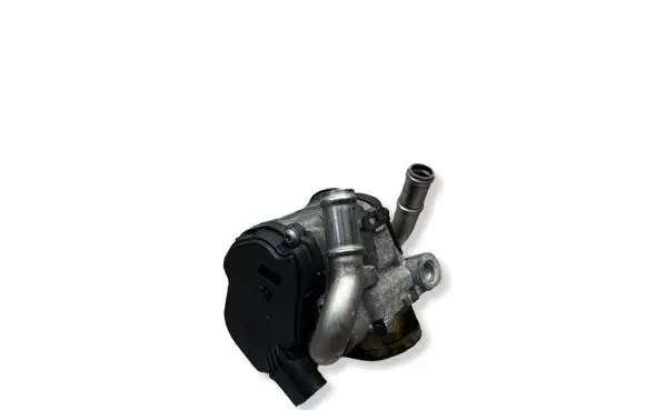 Volkswagen PASSAT B8 EGR valve 04L131501