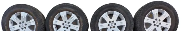 Nissan Pathfinder R51 R17 alloy rim 40300EB61A