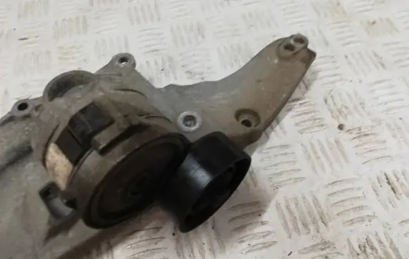 Ford Mondeo MK V Generator/alternator bracket DS7Q-8D611-AH