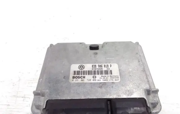 Volkswagen PASSAT B5 Engine control unit/module 0281001720 038906018P