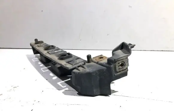 Peugeot 407 Front bumper mounting bracket 1857265916 9644645680