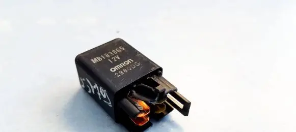 Mitsubishi Lancer Other relay MB183865