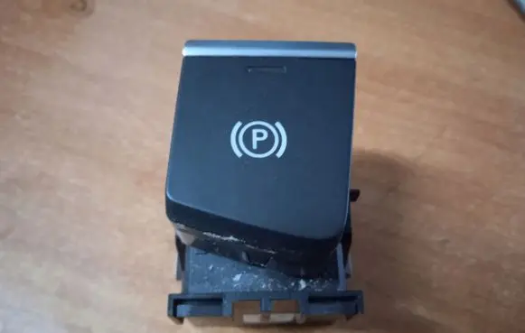 Audi A5 Tailgate/trunk/boot open switch 4M2927225