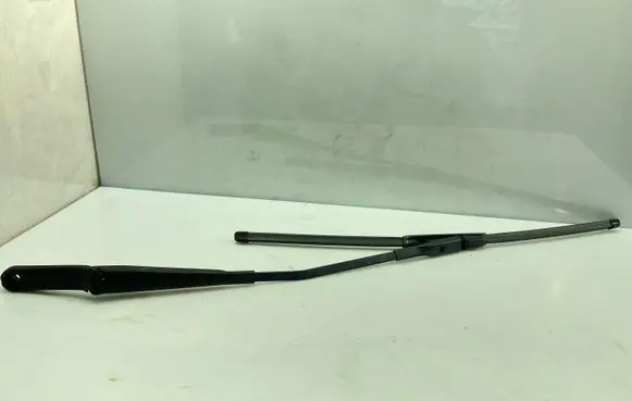 Audi A6 C7 Front wiper blade arm 4G1955407B