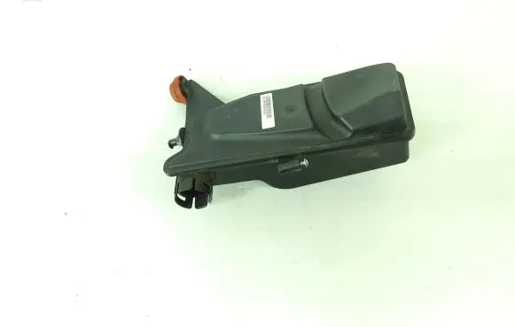BMW 7 G11 G12 Intake resonator 8575040