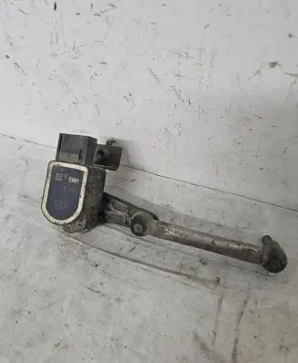 BMW X5 E70 Headlight/headlamp level sensor 6778814