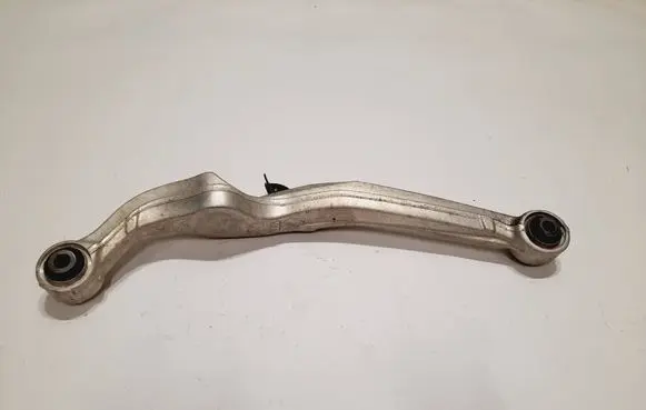 Nissan Qashqai Rear control arm