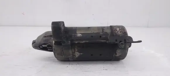Audi A8 S8 D3 4E Starter motor 057911023E