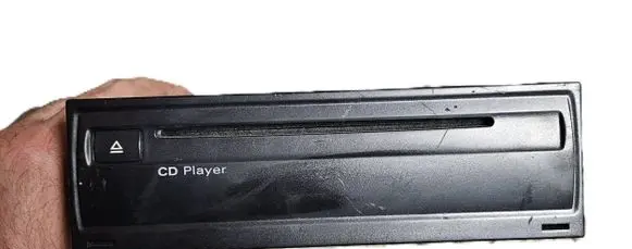 Audi A6 S6 C6 4F CD/DVD changer 4F0035729D 4F0910730K AUZ6Z3E3B637J2