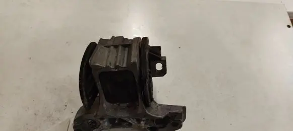 Citroen C5 Engine mount bracket