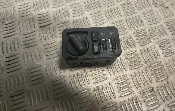 Opel Frontera B Light switch