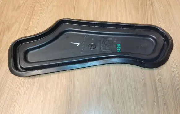 Porsche Macan (95B) Other rear door trim element 95B839916D 95B839916