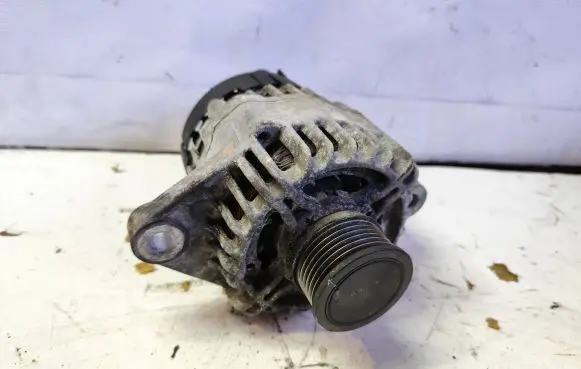 Alfa Romeo Giulietta Generator/alternator 51884351 MS1012101710 C758354131