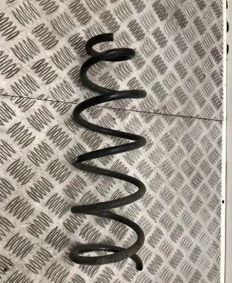 Mazda 3 III Rear coil spring