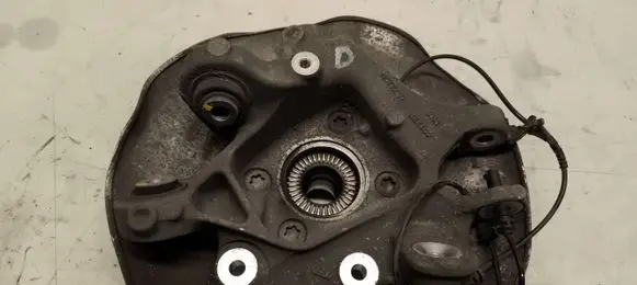 BMW X3 G01 Rear wheel hub 11577210
