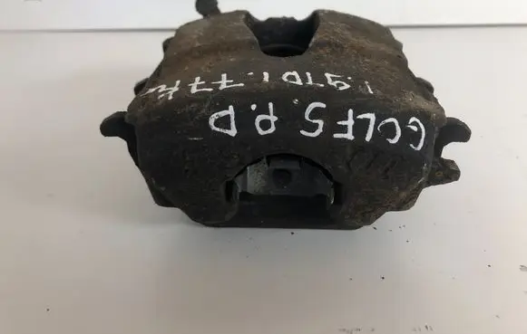 Volkswagen Golf V Front brake caliper