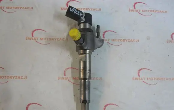 Ford Focus Fuel injector 9802448680