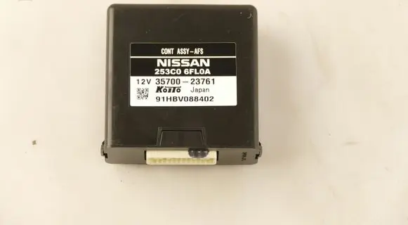 Nissan X-Trail T32 Light module LCM 253C06FL0A
