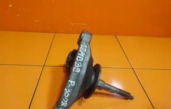Peugeot 3008 I Gearbox mounting bracket BIEGOW