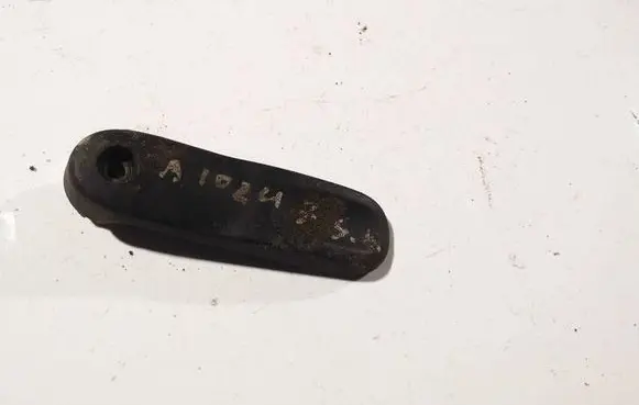 Toyota Auris 150 Front door window winding handle 