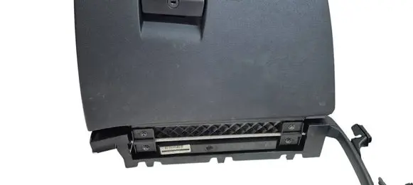 BMW X3 E83 Glove box 000003997C 1TAZUB 00077173502