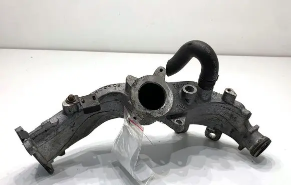 Mercedes-Benz E W211 EGR valve cooler A6111400408